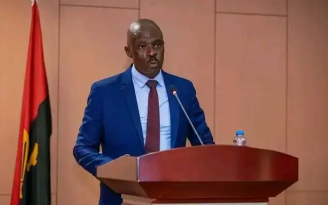 Em Vídeo Chocante Reitor da Universidade Gregório Semedo, Laurindo Vieira, é Alvejado por Marginais